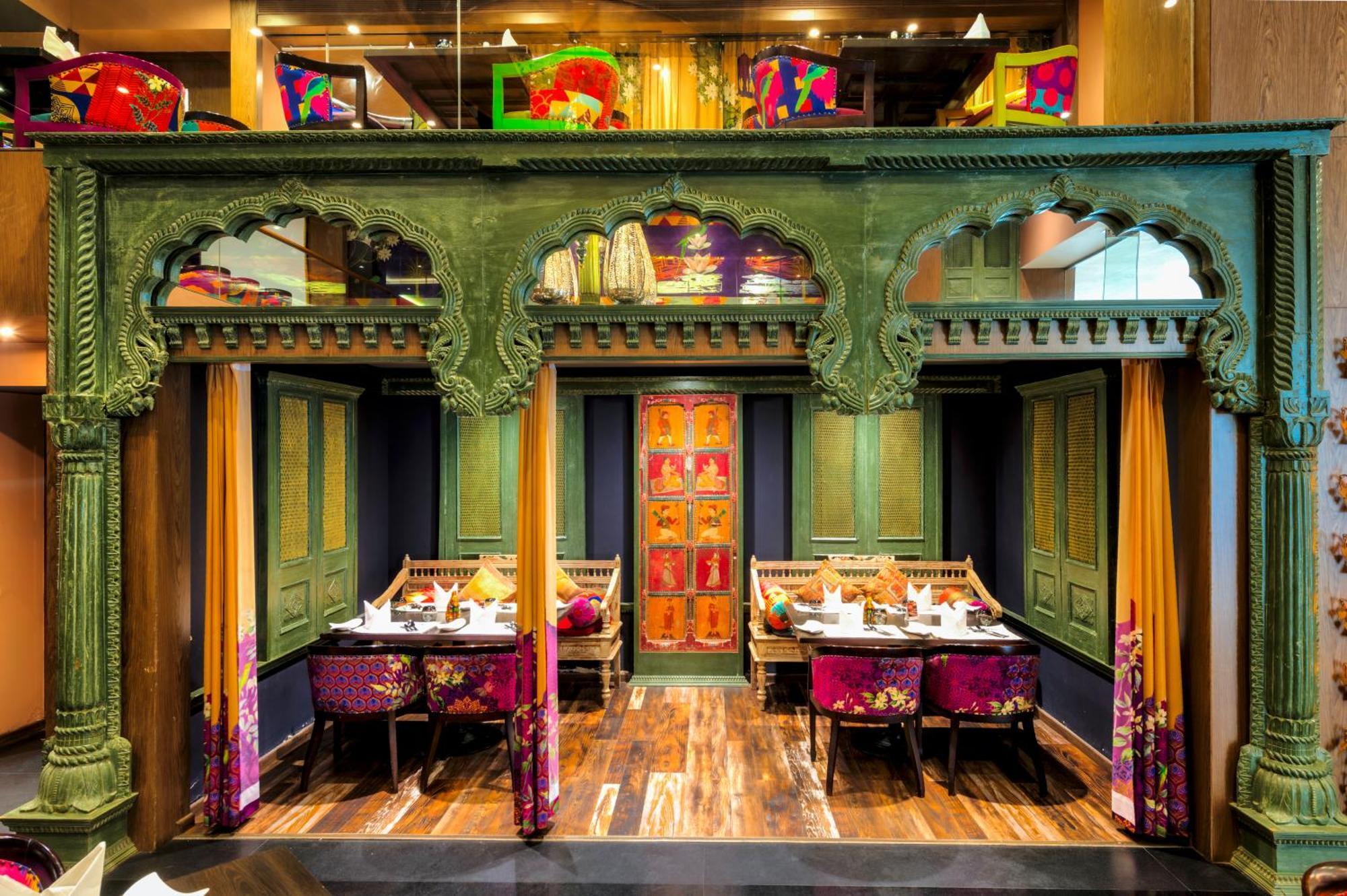 Grand Chennai By Grt Hotels Exteriér fotografie Interior of a restaurant in Mumbai